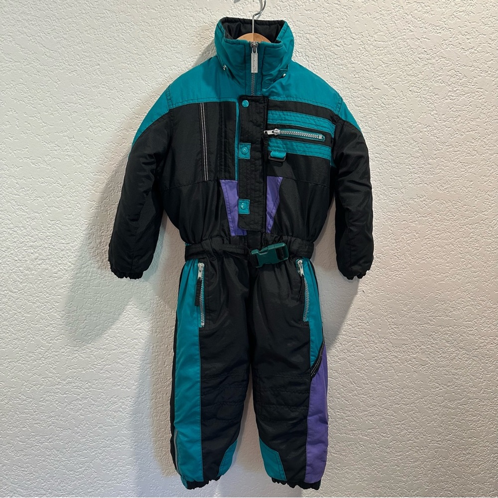 Cozy Toddlers Snowsuit Sledding 🛷 One Piece Very Insulated Winter Play ⛄️‎